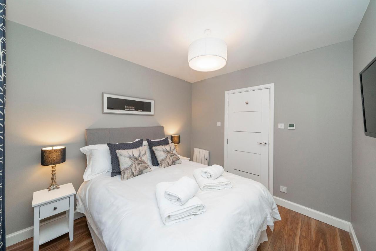 The Pines - Luxury 3-Bed Apartment Near Golf & Spa, Gleneagles, Auchterarder Bagian luar foto